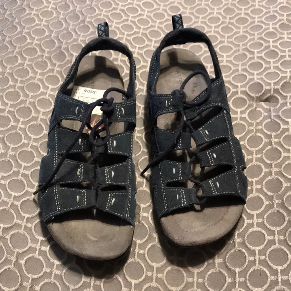 Sandals - Picture 2 of 3